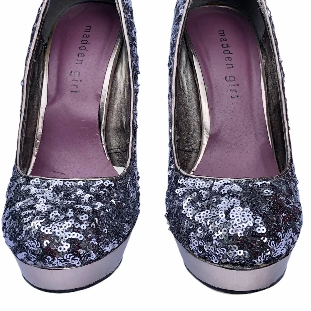 MADDEN GIRL “Trebek” Sequins Platform Heels SZ-7